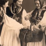 Tracht-15